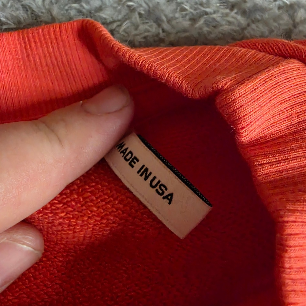 Peloton Mens 1000 Rides Milestone Crewneck Sweatshirt Red Orange Size L USA Made - Picture 5 of 10